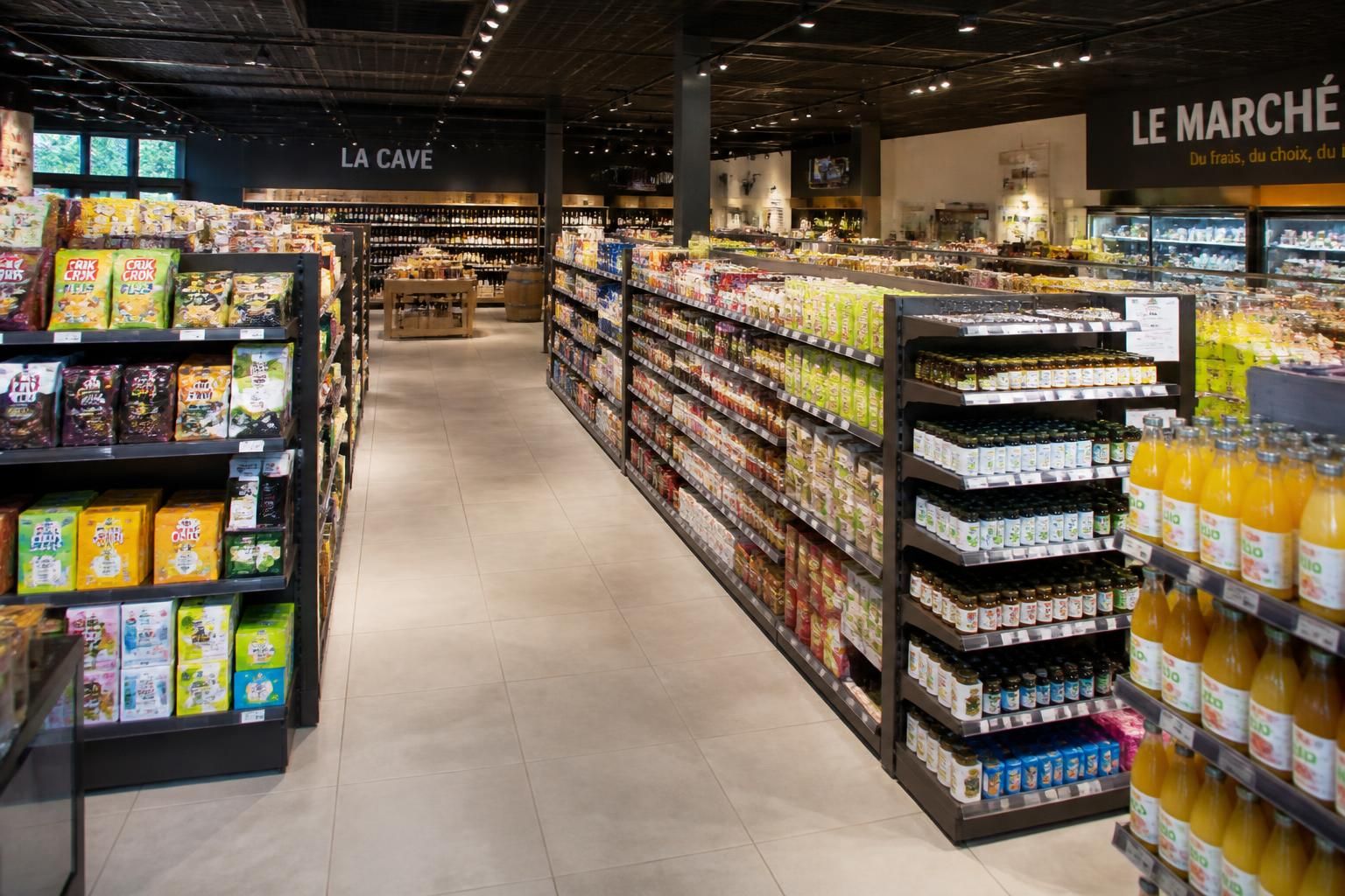 découvrez comment optimiser l'espace de votre gondole en magasin pour attirer plus de clients et augmenter vos ventes grâce à des astuces simples et efficaces.